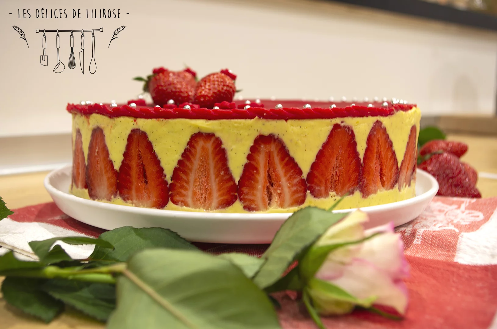 Un déliceux fraisier pour le dessert en ce début d'été !